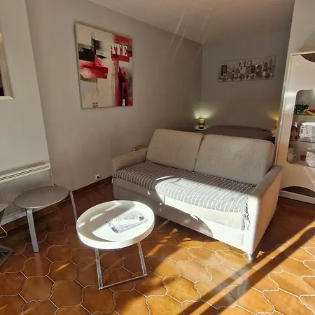 Climatise Avec Parking, Proche Centre