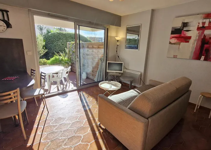 Διαμέρισμα Climatise Avec Parking, Proche Centre - Fr-1-780-60 *